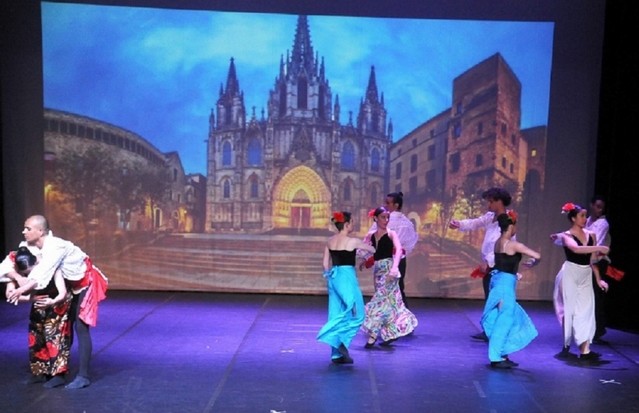 Dança Contemporânea Escola Jardim São Luiz - Dança Contemporânea Duo