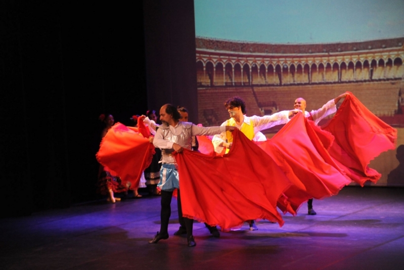 Escola de Dança Contemporânea Homens Parque Colonial - Dança Contemporânea Dupla