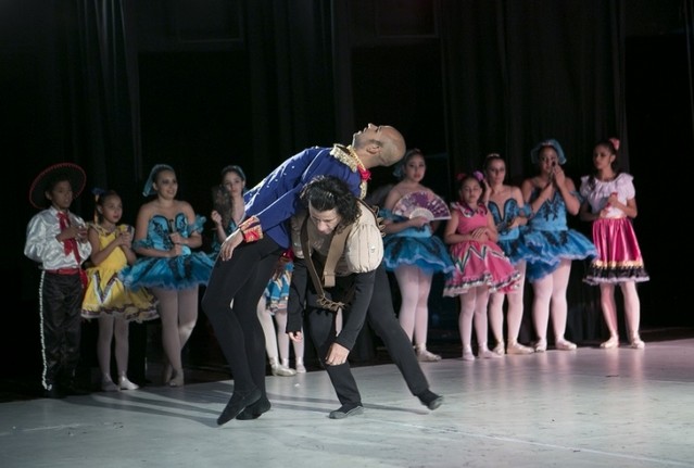 Onde Tem Dança Contemporânea Homens Cidade Ademar - Dança Contemporânea Escola